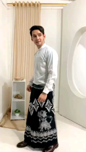 (PROMO HARI INI) Sarung Katun Pria Dewasa Bahan Tebal Motif Wayang Terbaru Belakang Sorot Sarung Wayang Jokowi