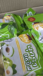 Set 3 ถุง พุทราแช่อิ่ม ตรากินมัน ( 3 ถุงฟรีพริกเกลือ 7 ถุง )