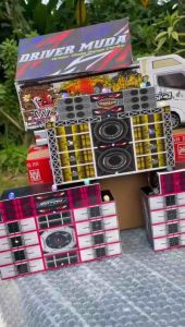 Truk Horeg Full Lampu Gratis Custom Nama dan Foto