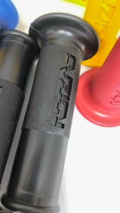 Grip Sarung Gas Polos Warna Universal Beat / Mio / Vario Dll