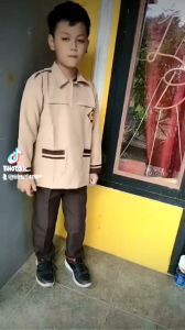 eLDe Baju Pramuka Siaga SD MI Tangan Panjang Laki Laki Dan Perempuan Bahan Rapilo Dan Oxford