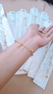 Gelang Titanium Motif Paris: Desain Unik & Elegan