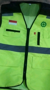 Rompi Safety Proyek: Pilihan Rompi Kerja Keselamatan Terbaik