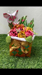 慰灵之花 B (大悲咒)F05B小盒花-合适拜祖先 往生做功德)Solace Flower-custom made flower color