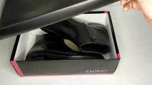 Sepatu Boot Hak 3 cm Wanita Kulit