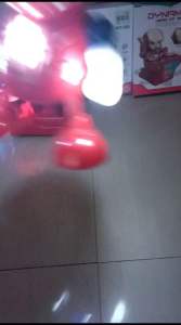 Mainan Robot Joget Super Hero Dance Musik dan Lampu