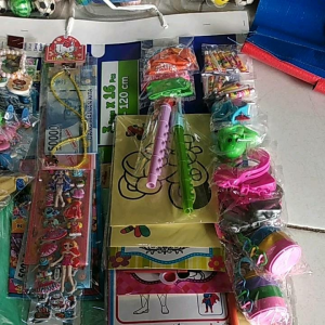 Mainan Rentengan serba 2000 isi 40 pcs + Bonus 1 pcs