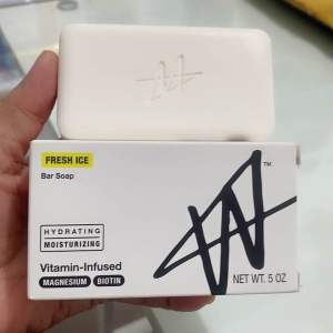 [USA] Xà Bông Tắm Nam W By Jake Paul Bar Soap Fresh Ice 141g (5oz) - Dưỡng Ẩm Bổ Sung Biotin & Magnesium Sảng Khoái Tươi Mát. 141 gram