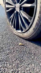 KUNCI PAS ALAT BANTU PUTAR DONGKRAK MOBIL