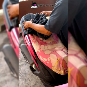 SARUNG KULIT JOK MOTOR TERBARU BAHAN IMPORT VINIX X KARBON TINGGAL PASANG!!!