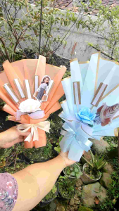 Buket Hari IBU Buket Kosongan Wadah Snack/ Kopi/ Coklat/ Foto Dengan Topper Ibu Hijab Dan NonHijab Murah Praktis Free Kartu Ucapan