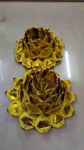 纯金 纸莲花 纯金大悲咒 大悲咒 大悲神咒 莲花纸 莲花 成品发货 大莲花 清明节 中元节 祭祖 拜祖先亲人 富贵金莲 莉莉神料 joss paper 手工莲花 手工折纸