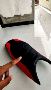 Cover Jok VIXION CB150R VERZA MEGAPRO TIGER Instan Tinggal Pasang Tanpa Staples Model EROPA Bahan Tebal Tidak Licin dan Waterproof