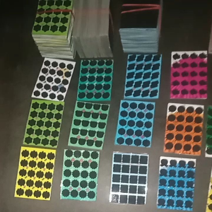 terbaru promo titik 20 isi 500 keping mainan gosokan belakang blok hitam /mainan anak