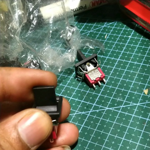 tombol on off spring universal push on spring 1pcs