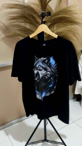 Kaos Oversized Tshirt W0lf Black: Pilihan Tepat untuk Kaos Oversize Wanita & Pria