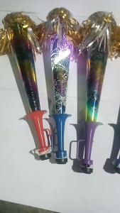 Terompet tahun Baru Menyala kedip