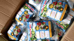 phân bón ĐẠM CÁ HỒI - gói 1 kg dùng bón hoa kiểng rau màu và cây ăn trái