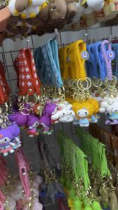 Cute Kawaii Anime Keychain Kuromi Melody Cinnamoroll Keyring Car Key Pendant Cute Doll Gift Couple Bag Pendant Backpacks Accessories Girl Kid Xmas Halloween New Year Valentine Gift