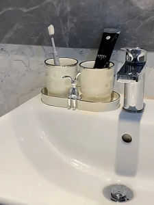 ที่เก็บแปรงสีฟัน ที่ใส่แปรงสีฟัน เซรามิค อุปกรณ์จัดเก็บแปรงสีฟัน งานจริงดูสวยหรูหรามากๆเลยค่า