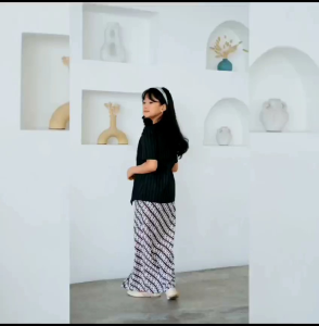 SET KEBAYA LURIK ANAK LENGAN PENDEK ROK PANJANG ANJANI SET KEBAYA ADAT JAWA