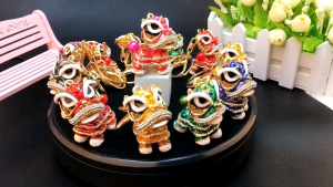 【现货】礼品舞狮合金卡通醒狮中国风小狮子镶钻汽车钥匙扣链挂件国潮批发