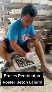Roster beton lubang angin anti tampias/warna abu putih motif labirin/hiasan dinding /dekorasi rumah