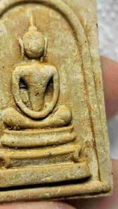 พระสมเด็จหลังพระสิวลี พิมพ์ใหญ่ เอวเล็ก มีกำไรข้อมือ พิมพ์นิยม ปี 2515 เนื้อผงน้ำมันวัดราชนัดดา