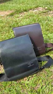 กระเป๋าสะพายข้าง KANGAROO KINGDOM กระเป๋าผู้ชาย ของแท้100% กระเป๋าสะพายข้างผู้ชาย เกรดพรีเมียม กันน้ำได้ คุณภาพสูง พร้อมส่งจากไทย