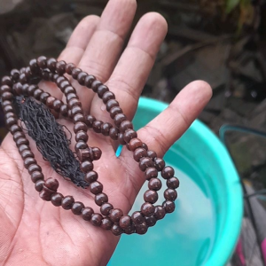 Tasbih Kayu Stigi Bulat 99 Butir Dim 5/6 mm Tenggelam di Air