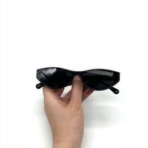 [A137] แว่นกันแดด แคทอายเล็ก ขนาดกำลังดี ทรงเก๋ เลนส์ UV400