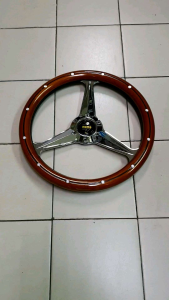 Stir Racing Kayu Wood Glossy Import 135 Inchi MOMO PREMIUM
