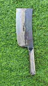 มีดบังตอเหล็กแหนบแท้ สันหนา 4-5 มิล ผ่านการชุบแข็ง ใบมีดมีความคม และแข็งแรง สับกระดูกได้