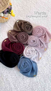 Riskirich Hijab Warda Jilbab Segi Empat Oval Malay Standar / Jumbo