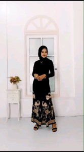 Paket Usaha 4 Pcs Sarung Goyor Santri Putri Motif Batik Muslim Kekinian