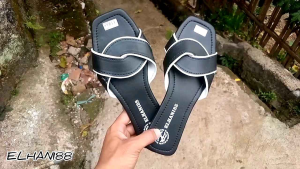 ELHANI88 !! Sandal Flat QUEEN / Teplek Wanita Terbaru