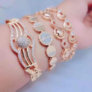 Gelang Tangan Rantai Titanium Xuping Perhiasan Aksesoris Lapis Emas