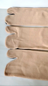 Kaos Kaki Jempol Krem Polos Telapak Hitam Premium Wanita Lembut Nyaman Non-Polyester Harga Murah