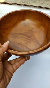 Satu Set Peralatan Makan dari Kayu Jati: Mangkuk Kaki D 20cm