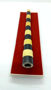 Pipa Kloset Kayu: Mengenal Produk Kayu Alami Kombinasi Kemuning Gading