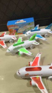 Mainan Pesawat Garuda Indonesia lampu dan suara