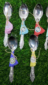 Doorgirft Spoon And Fork Wedding Gift /Souvenir Doorgirft VIP In the Event of Wedding Parties or Birthday Parties or Full Moon Parties /DIY Decoration Gift Perkhawinan /Wedding Gift /Souvenir Gift /Spoon And Fork Doorgirft Perkhawinan.