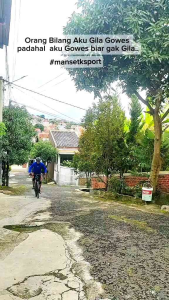 MANSET OLAHRAGA KSPORT/Manset olahraga lengan panjang leher tinggi pria