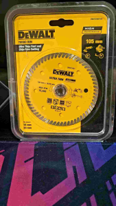 DEWALT DW4724UT-B1 Diamond Cutting Disc Turbo Rim 105 mm x 16/20mm Ultra-Thin High Performance 100% Original! Hilti Bosch Makita