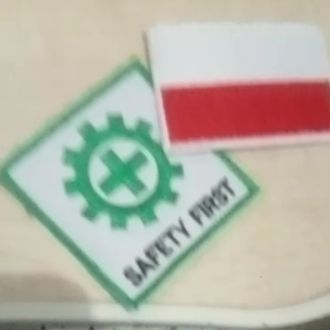 Satu set badge logo bendera merah putih dan logo K3 safety  first