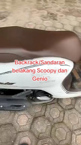 Sandaran belakang Honda Scoopy dan Genio plus bantalan busa.Backrack Scoopy dan Genio