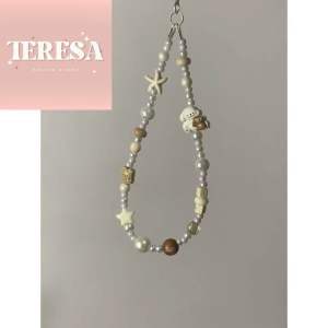 【TERESA】原创自制奔跑小狗手机链条挂件 | Original Running Puppy Phone Chain Pendant 手机壳挂饰 / CCD相机挂件 / 包包挂饰 / 钥匙扣配饰 Phone Case Strap / CCD Camera Pendant / Bag Charm / Keychain Accessory