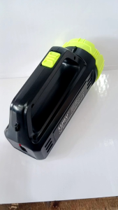 Luby Senter LED Super Terang 2in1 L2687 5W + 18 LED SMD PUTIH Rechargeable 500 Meter 6 Jam