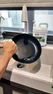 Magic101 Dishwashing Liquid / Cecair Pencuci Pinggan 5000ml - Lemon Scent (with Hand Pump) + Washing sponge Magic 101 Dish Soap Magic 101 Detergent Price - Lazada