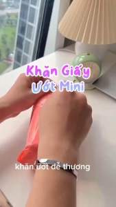 Set 8 gói Khăn giấy ướt mini bỏ túi nhỏ gọn - dễ dàng  - Bịch 64 khăn ướt mini bỏ túi siêu gọn